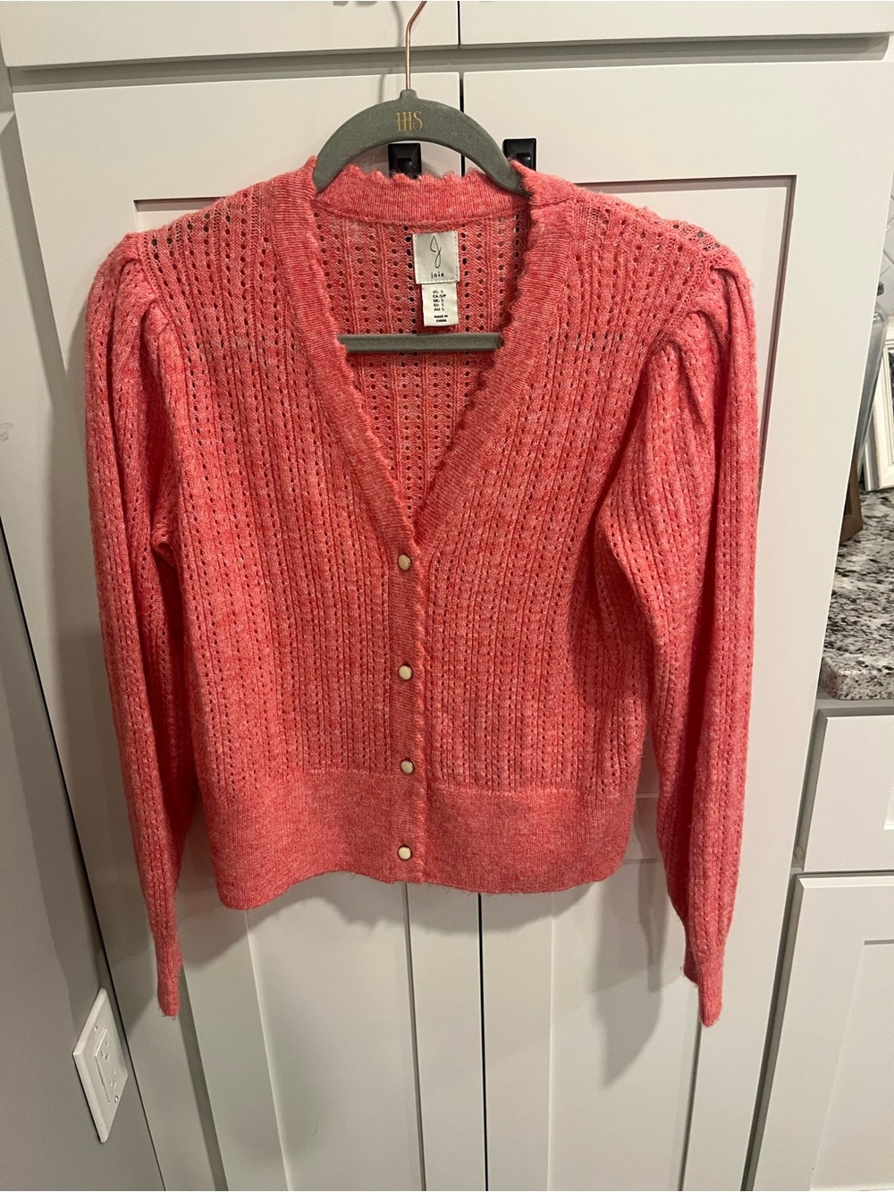 🩷 NEW~Knit Button Front V-Neck Puff-Shoulder Cardigan